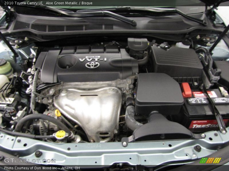 Aloe Green Metallic / Bisque 2010 Toyota Camry LE