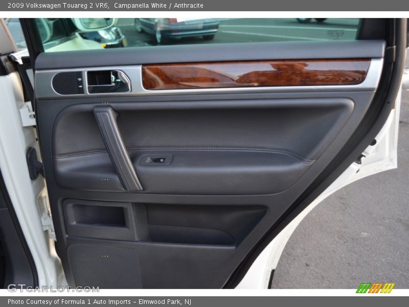 Campanella White / Anthracite 2009 Volkswagen Touareg 2 VR6