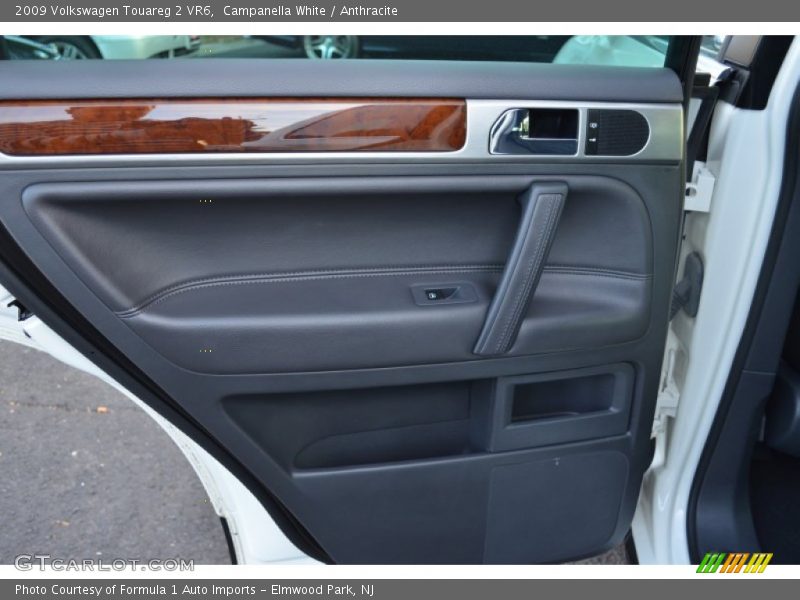 Campanella White / Anthracite 2009 Volkswagen Touareg 2 VR6