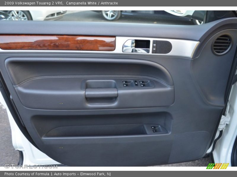Campanella White / Anthracite 2009 Volkswagen Touareg 2 VR6