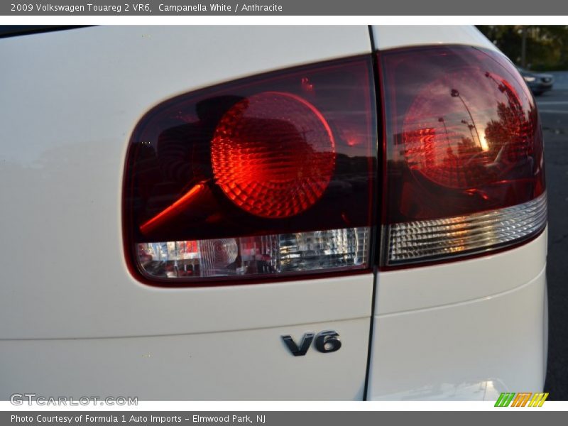 Campanella White / Anthracite 2009 Volkswagen Touareg 2 VR6