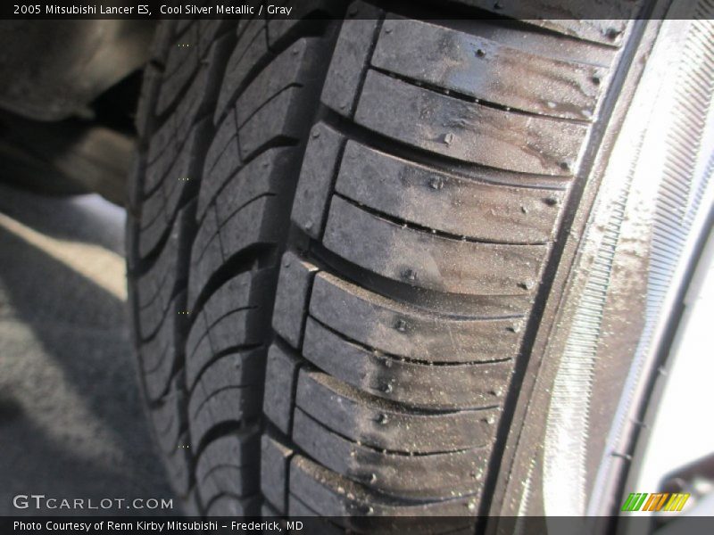 Cool Silver Metallic / Gray 2005 Mitsubishi Lancer ES