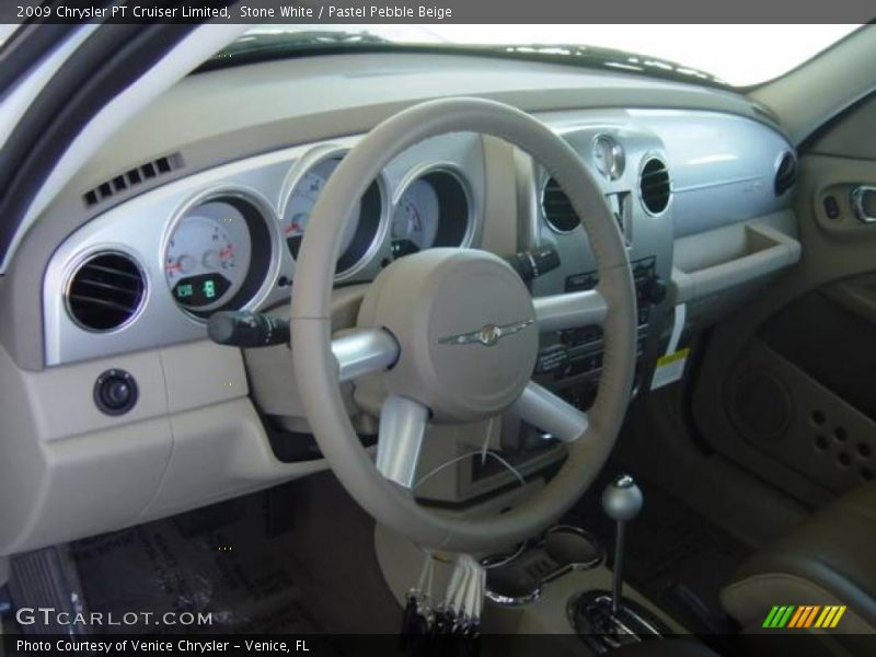 Stone White / Pastel Pebble Beige 2009 Chrysler PT Cruiser Limited