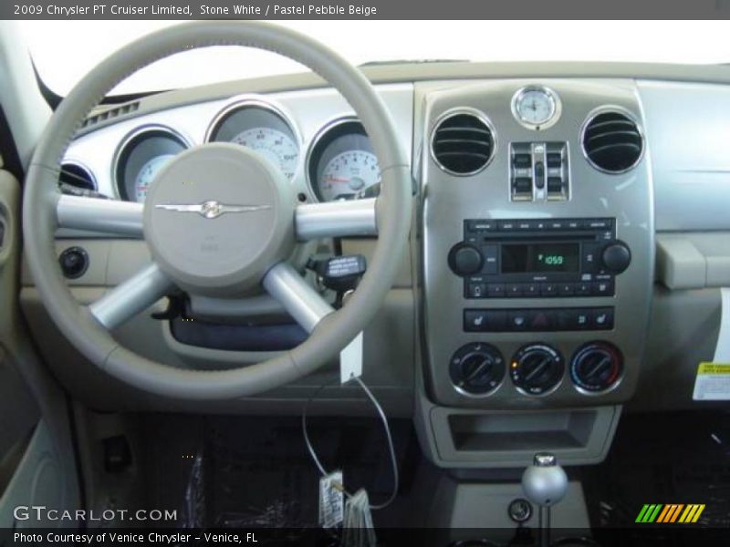 Stone White / Pastel Pebble Beige 2009 Chrysler PT Cruiser Limited