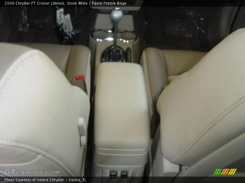 Stone White / Pastel Pebble Beige 2009 Chrysler PT Cruiser Limited