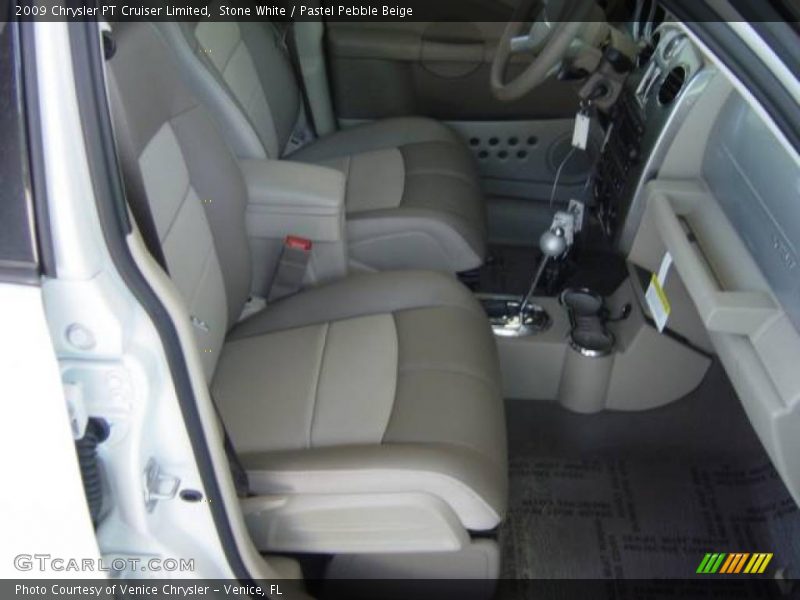 Stone White / Pastel Pebble Beige 2009 Chrysler PT Cruiser Limited
