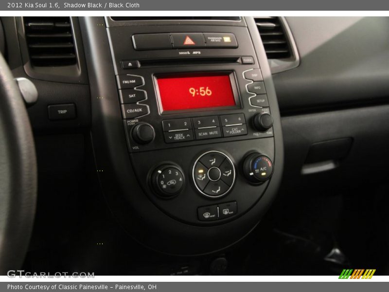 Shadow Black / Black Cloth 2012 Kia Soul 1.6