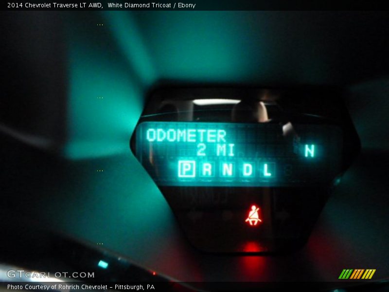 White Diamond Tricoat / Ebony 2014 Chevrolet Traverse LT AWD