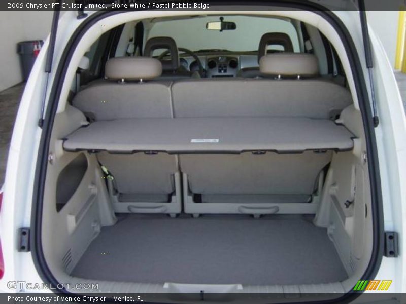 Stone White / Pastel Pebble Beige 2009 Chrysler PT Cruiser Limited