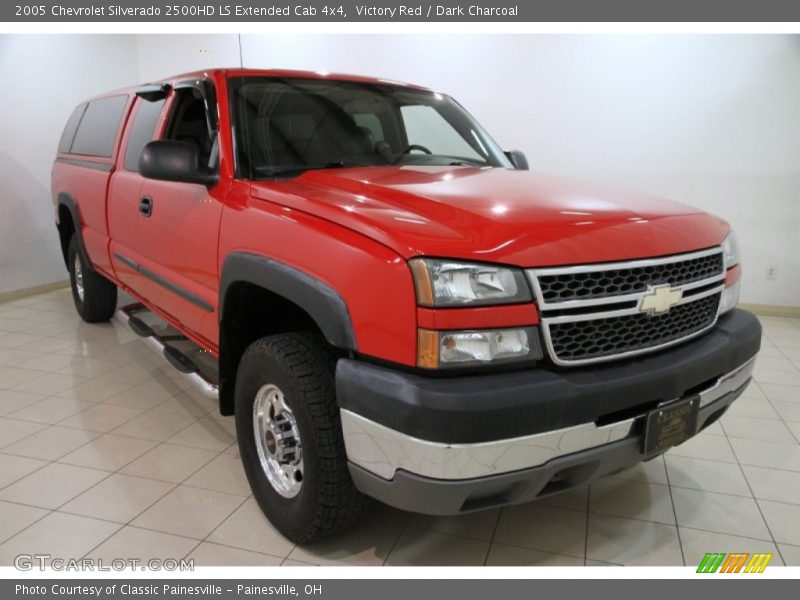 Victory Red / Dark Charcoal 2005 Chevrolet Silverado 2500HD LS Extended Cab 4x4