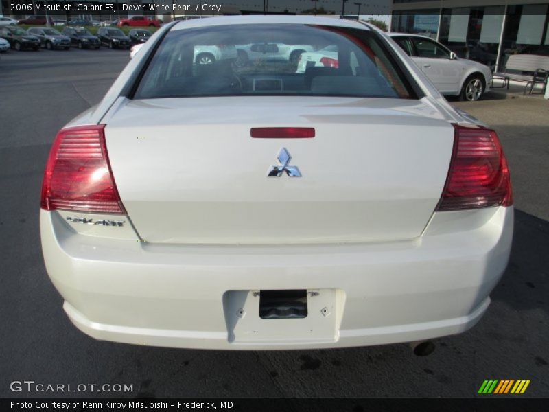 Dover White Pearl / Gray 2006 Mitsubishi Galant ES