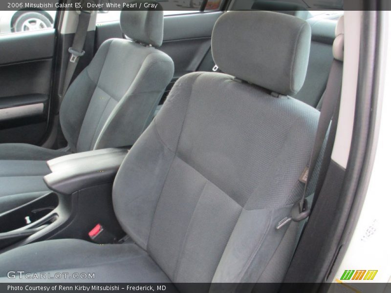 Dover White Pearl / Gray 2006 Mitsubishi Galant ES