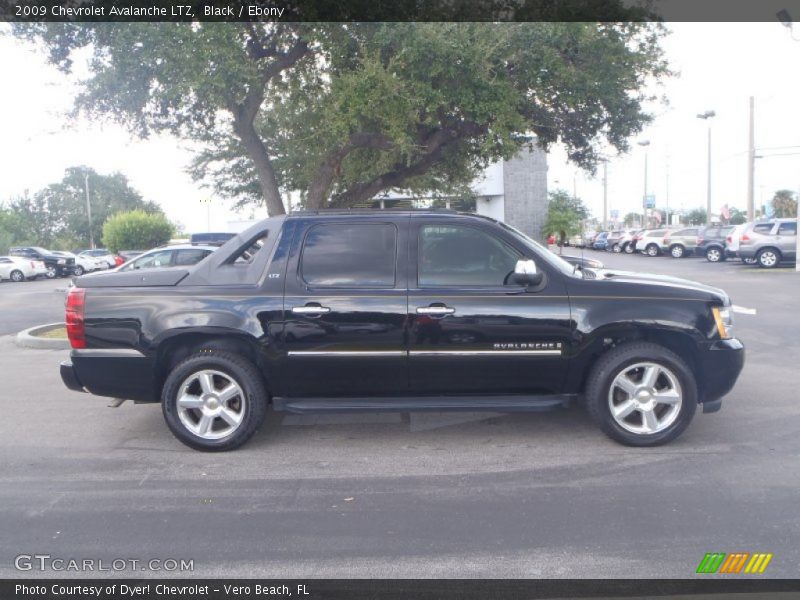 Black / Ebony 2009 Chevrolet Avalanche LTZ