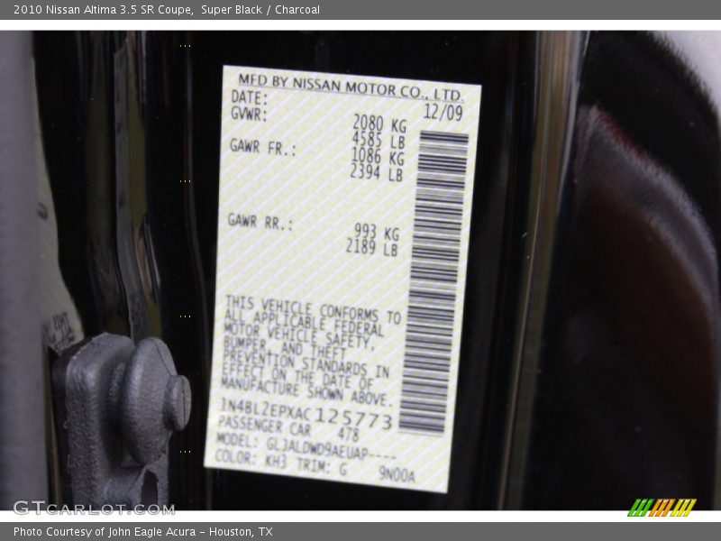 Super Black / Charcoal 2010 Nissan Altima 3.5 SR Coupe