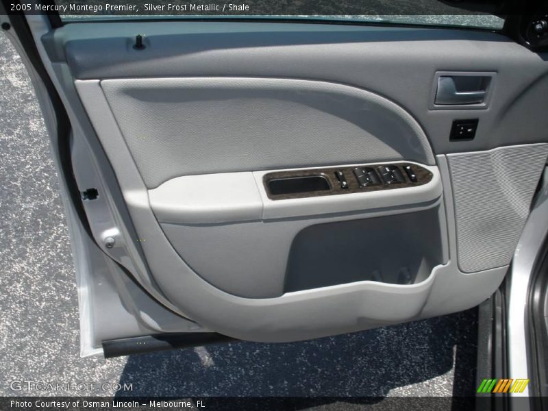 Silver Frost Metallic / Shale 2005 Mercury Montego Premier