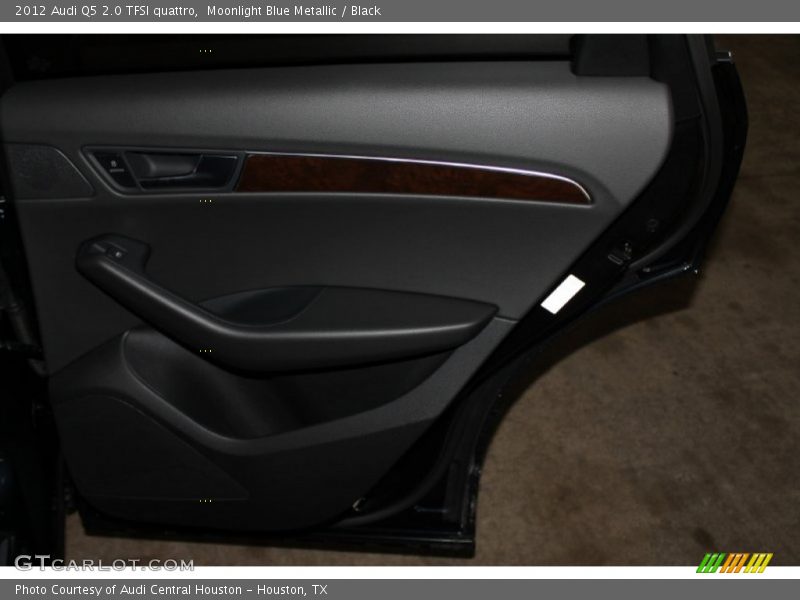 Moonlight Blue Metallic / Black 2012 Audi Q5 2.0 TFSI quattro