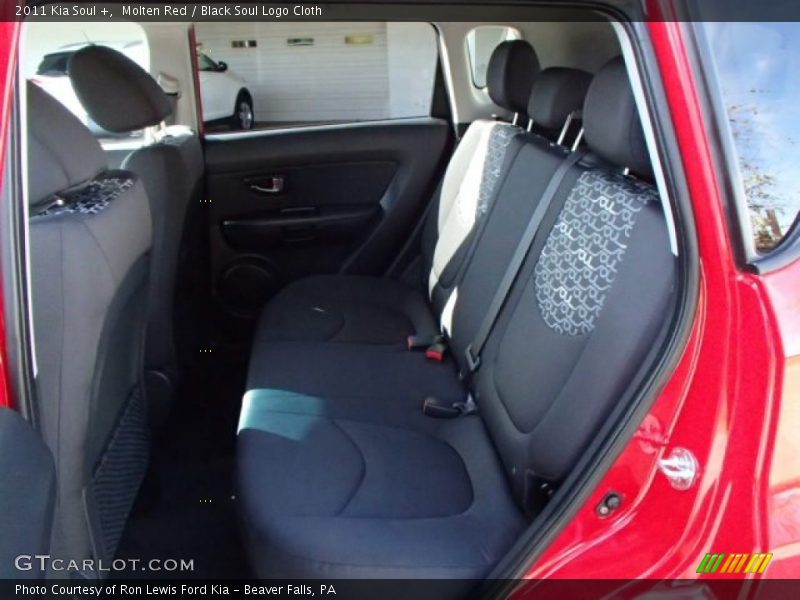Molten Red / Black Soul Logo Cloth 2011 Kia Soul +