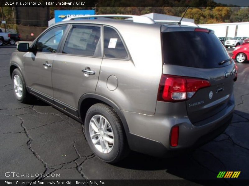 Titanium Silver / Gray 2014 Kia Sorento LX