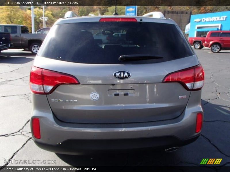 Titanium Silver / Gray 2014 Kia Sorento LX