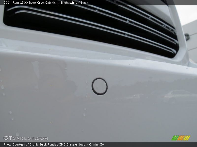 Bright White / Black 2014 Ram 1500 Sport Crew Cab 4x4