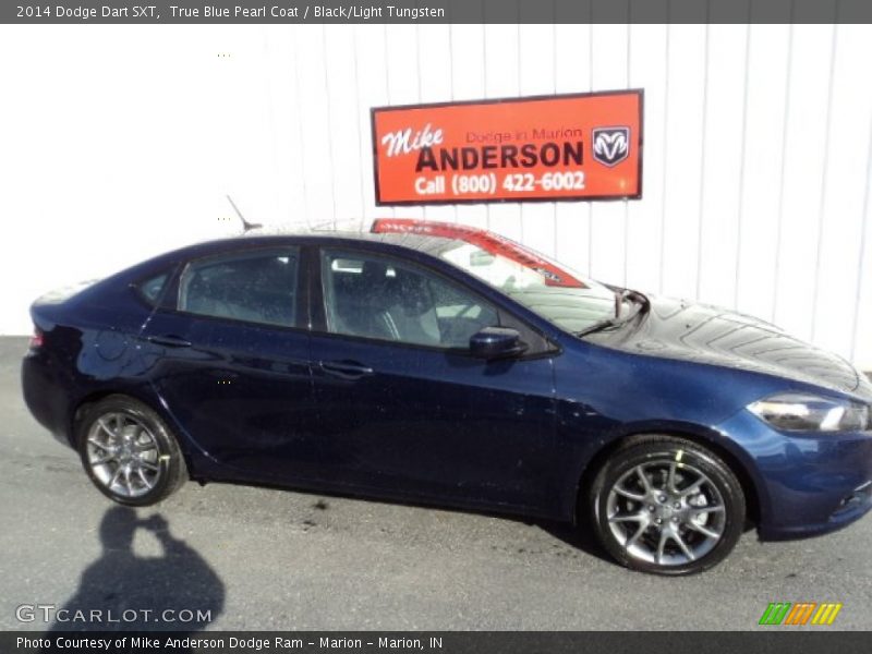 True Blue Pearl Coat / Black/Light Tungsten 2014 Dodge Dart SXT