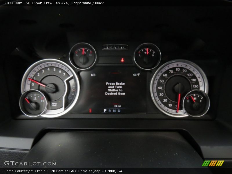 Bright White / Black 2014 Ram 1500 Sport Crew Cab 4x4