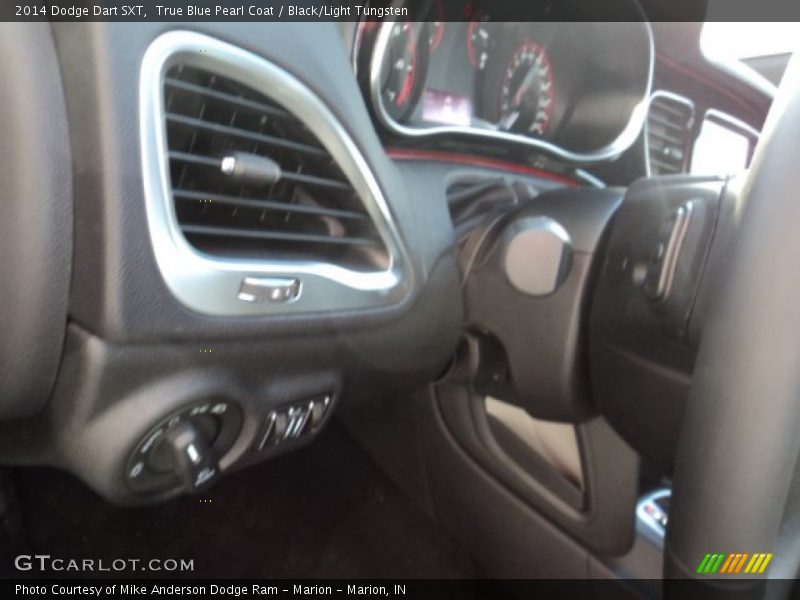 True Blue Pearl Coat / Black/Light Tungsten 2014 Dodge Dart SXT