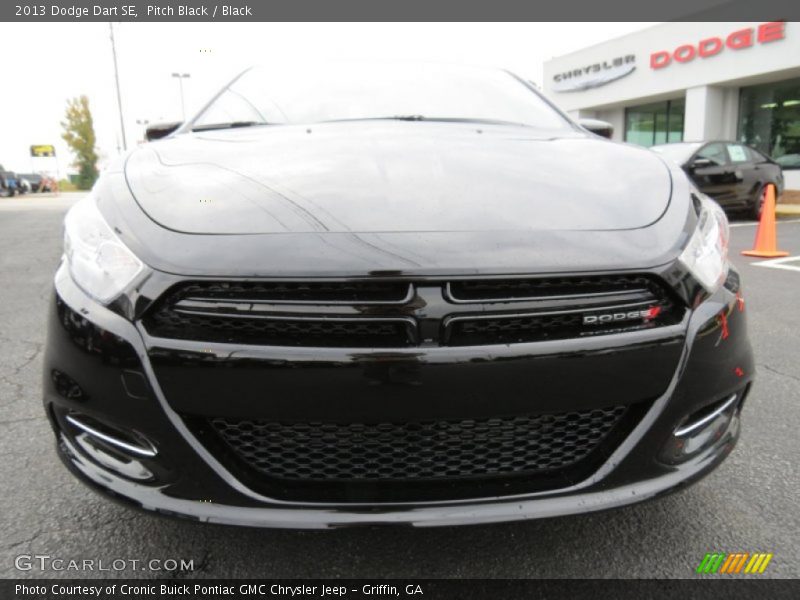 Pitch Black / Black 2013 Dodge Dart SE
