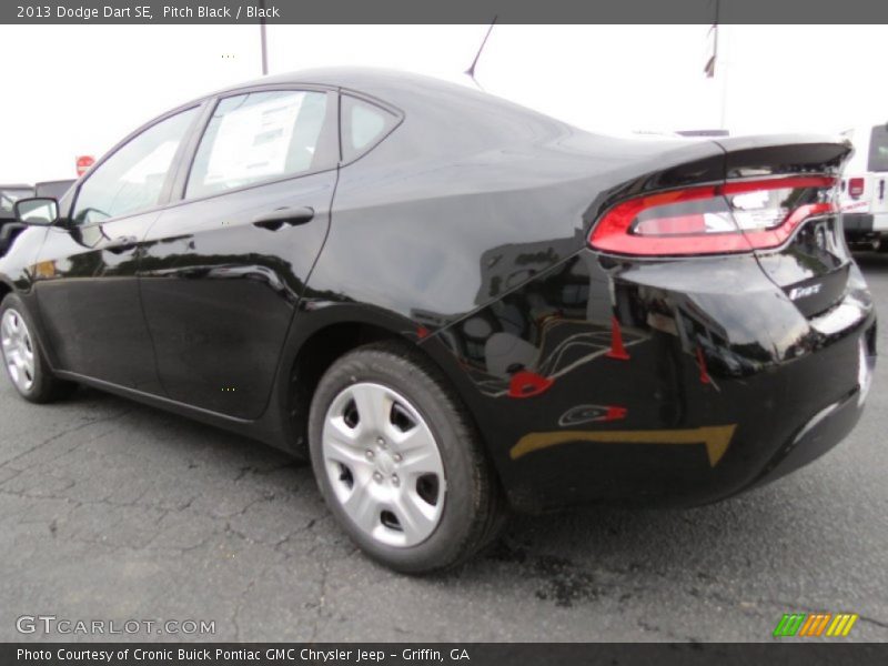 Pitch Black / Black 2013 Dodge Dart SE