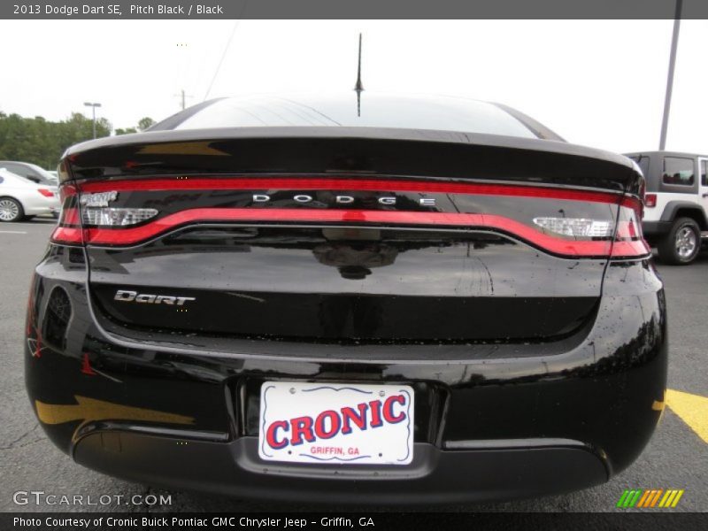 Pitch Black / Black 2013 Dodge Dart SE