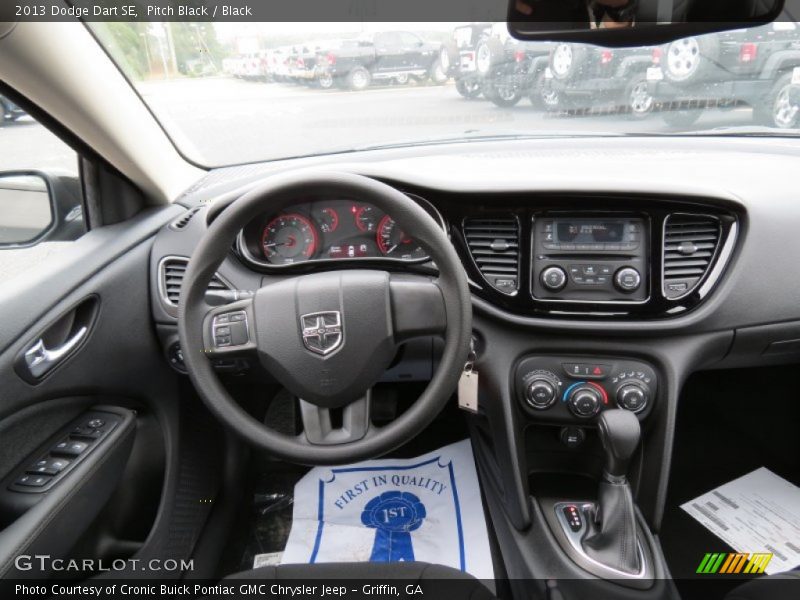 Pitch Black / Black 2013 Dodge Dart SE