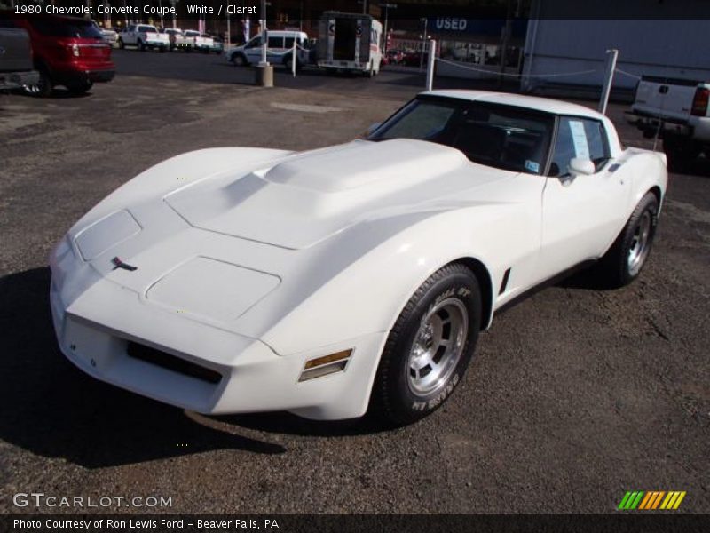 Front 3/4 View of 1980 Corvette Coupe