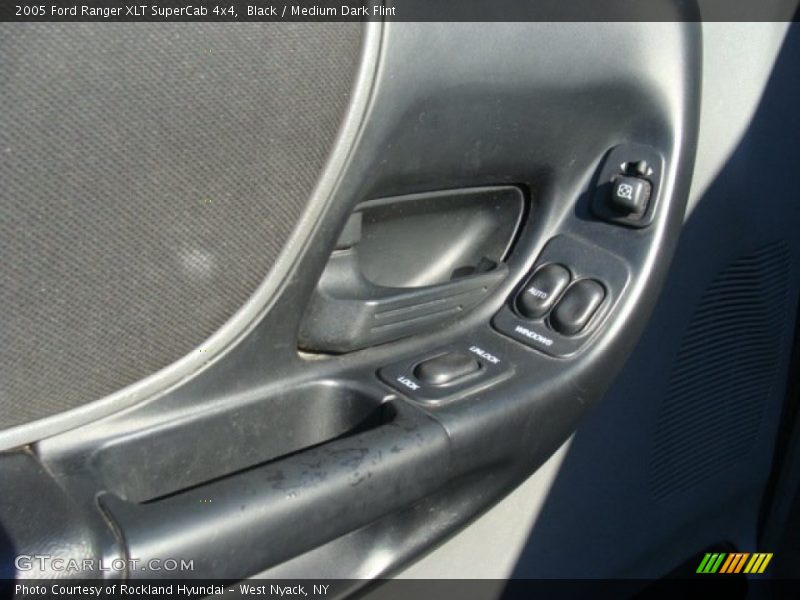 Black / Medium Dark Flint 2005 Ford Ranger XLT SuperCab 4x4