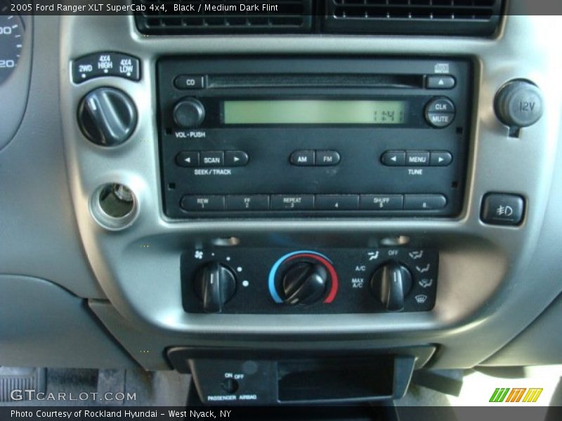 Black / Medium Dark Flint 2005 Ford Ranger XLT SuperCab 4x4