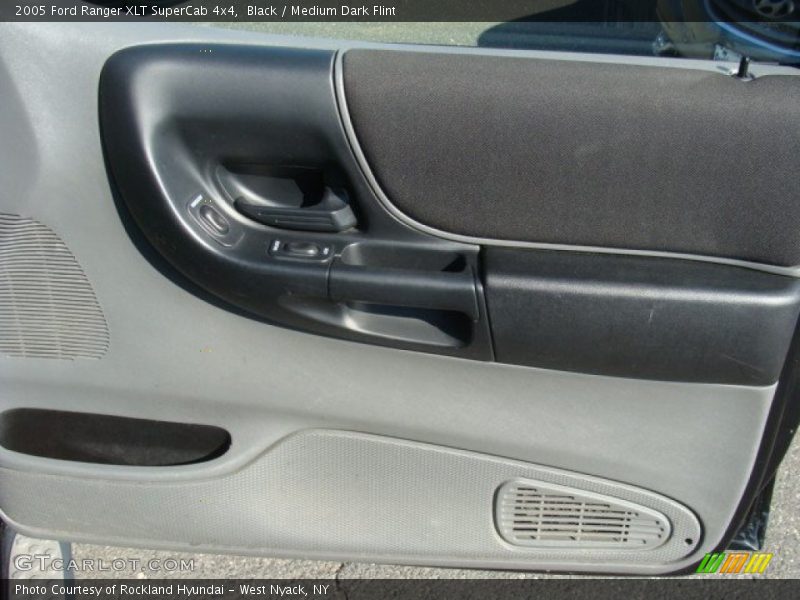 Black / Medium Dark Flint 2005 Ford Ranger XLT SuperCab 4x4