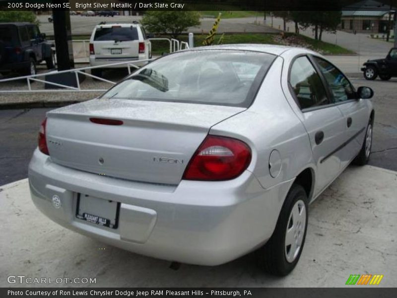 Bright Silver Metallic / Dark Slate Gray 2005 Dodge Neon SE