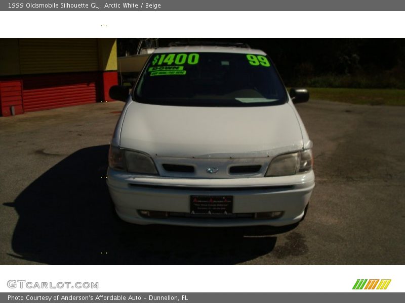 Arctic White / Beige 1999 Oldsmobile Silhouette GL