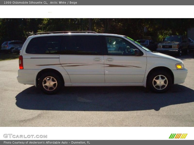 Arctic White / Beige 1999 Oldsmobile Silhouette GL