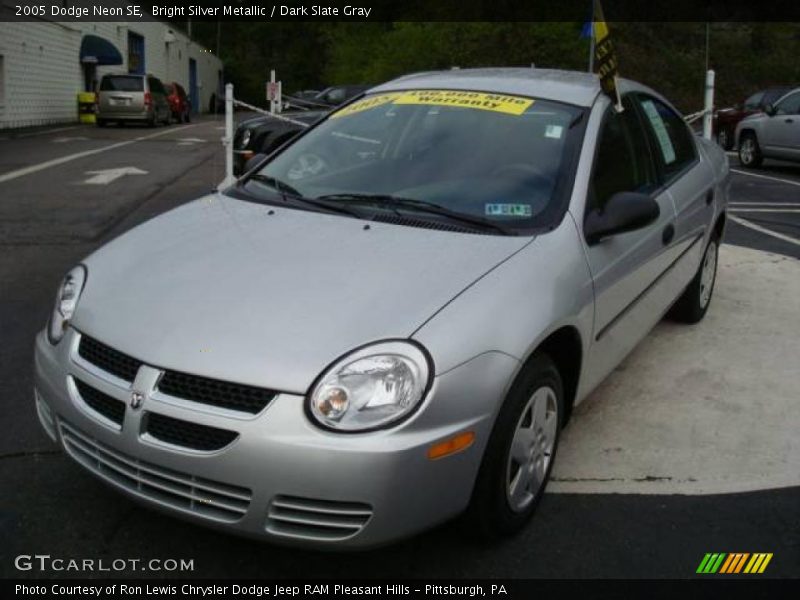 Bright Silver Metallic / Dark Slate Gray 2005 Dodge Neon SE