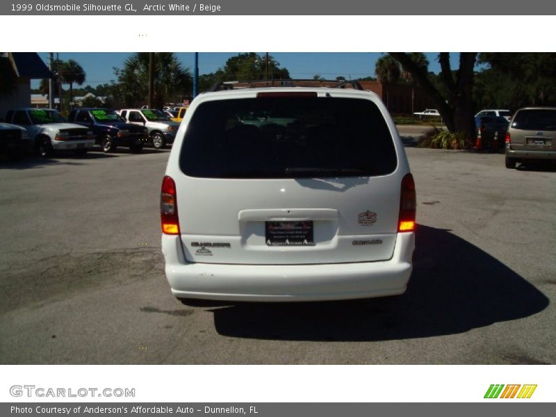 Arctic White / Beige 1999 Oldsmobile Silhouette GL