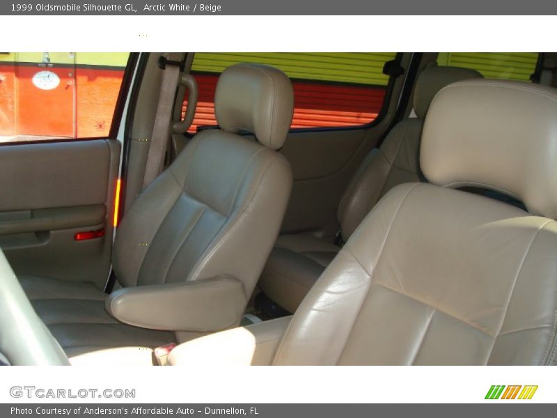 Arctic White / Beige 1999 Oldsmobile Silhouette GL