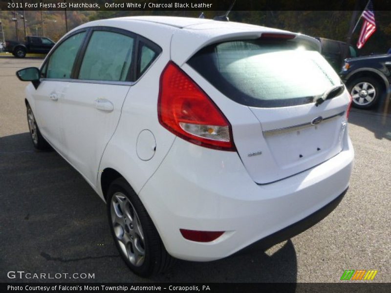 Oxford White / Charcoal Black Leather 2011 Ford Fiesta SES Hatchback