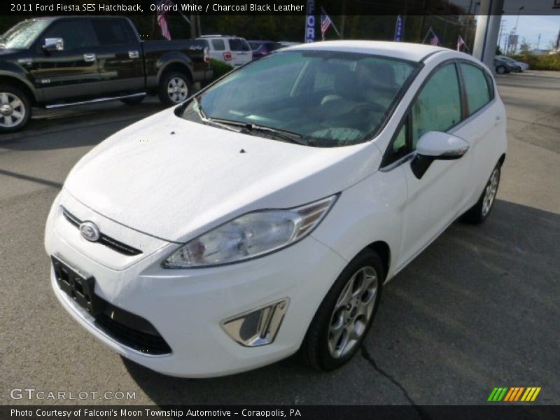 Oxford White / Charcoal Black Leather 2011 Ford Fiesta SES Hatchback