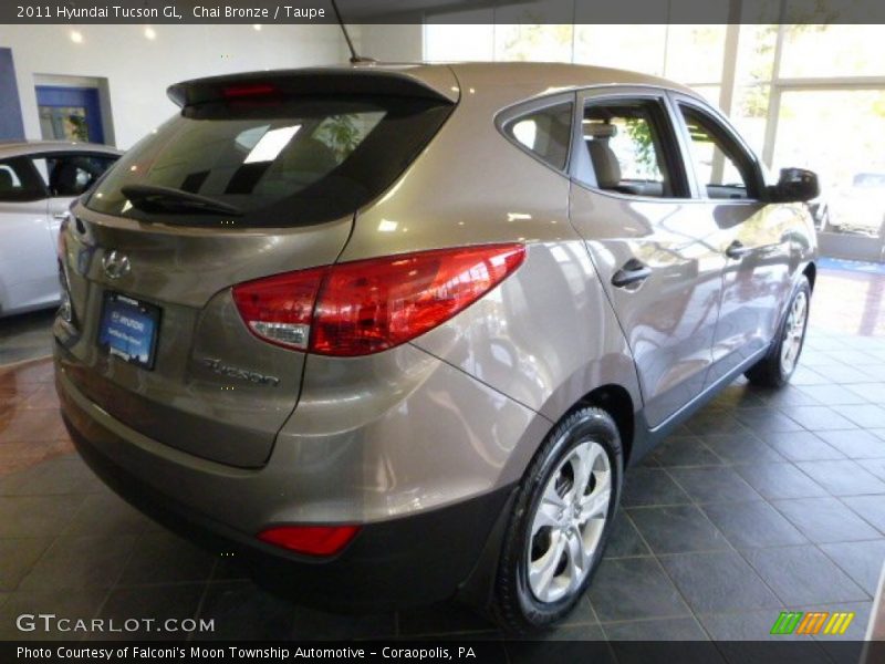 Chai Bronze / Taupe 2011 Hyundai Tucson GL