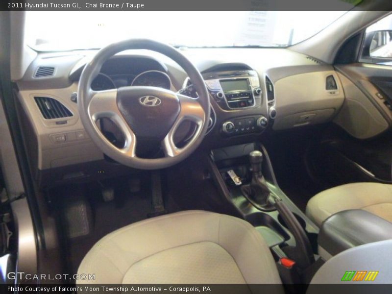 Chai Bronze / Taupe 2011 Hyundai Tucson GL