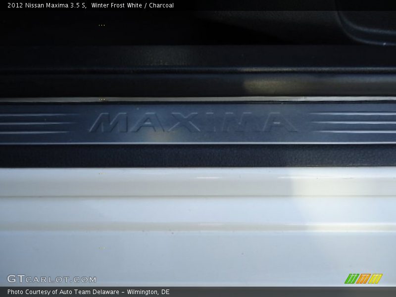 Winter Frost White / Charcoal 2012 Nissan Maxima 3.5 S