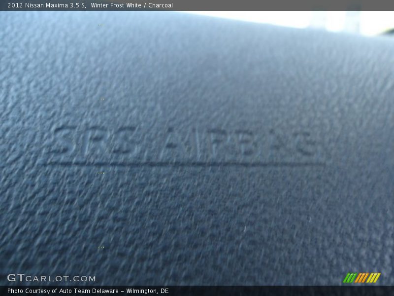 Winter Frost White / Charcoal 2012 Nissan Maxima 3.5 S