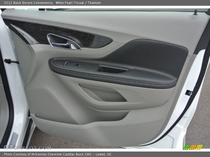 White Pearl Tricoat / Titanium 2013 Buick Encore Convenience