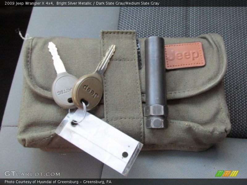 Bright Silver Metallic / Dark Slate Gray/Medium Slate Gray 2009 Jeep Wrangler X 4x4