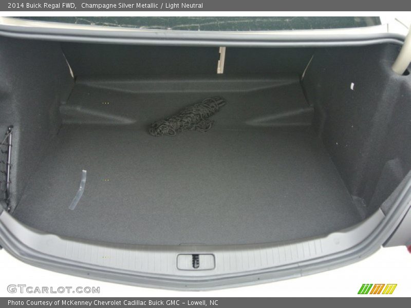 Champagne Silver Metallic / Light Neutral 2014 Buick Regal FWD